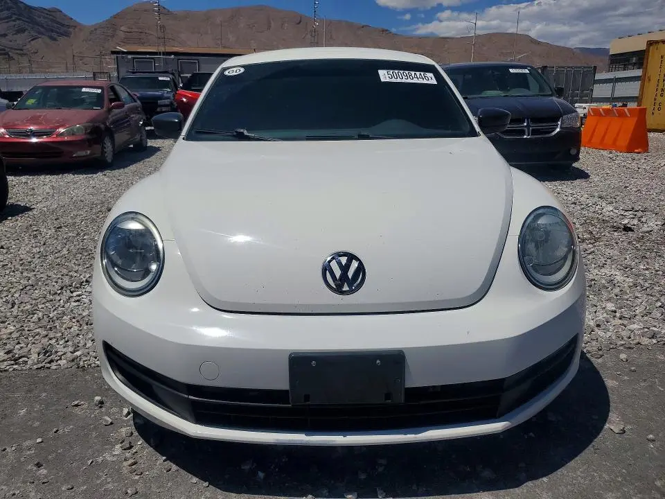 2013 VOLKSWAGEN BEETLE   
