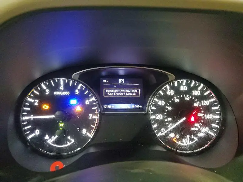 2020 NISSAN PATHFINDER SL  