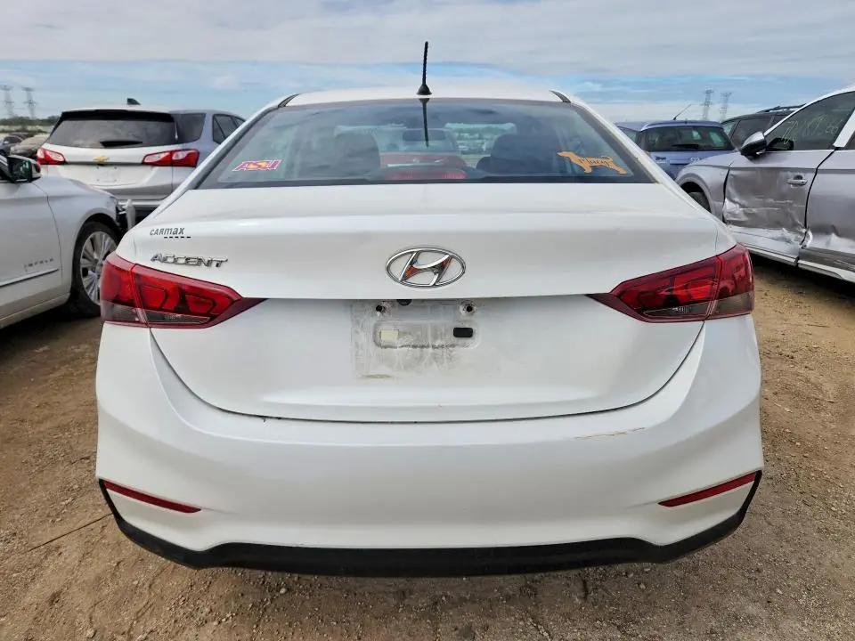2019 HYUNDAI ACCENT SE  