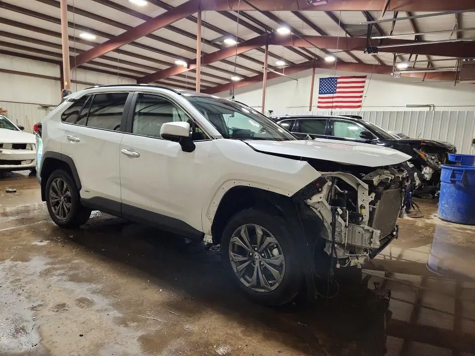 2025 TOYOTA RAV4 LIMITED  