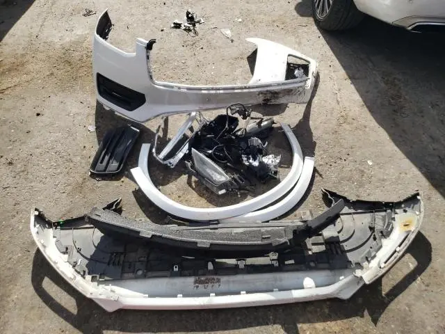 2020 VOLVO XC90 T5 MOMENTUM  