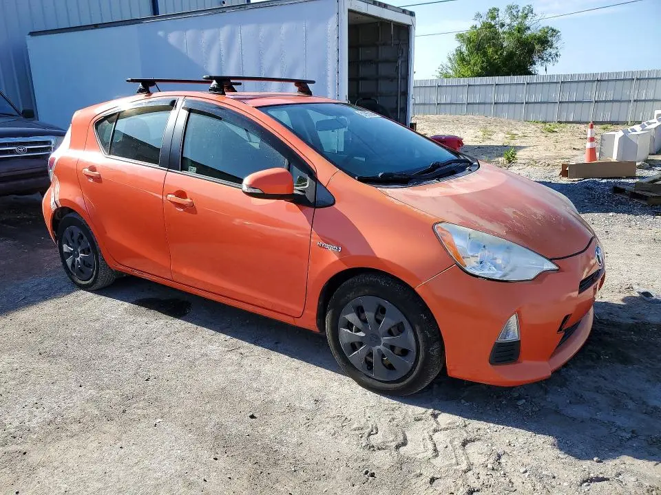 2013 TOYOTA PRIUS C TWO  