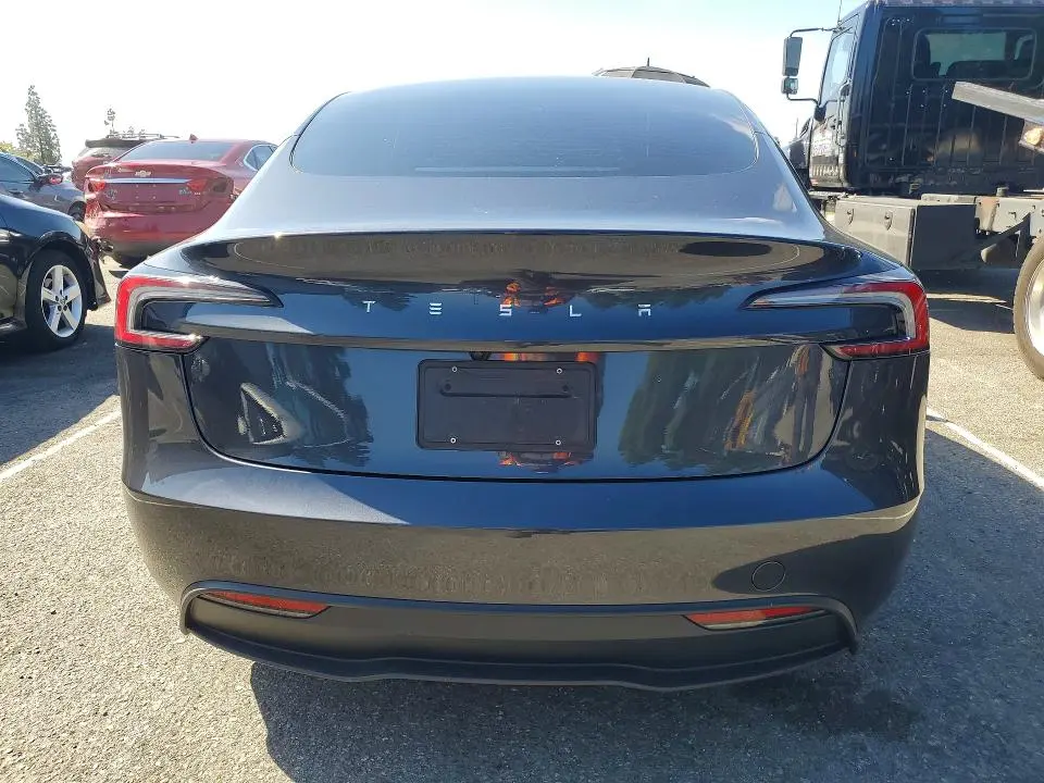 2025 TESLA MODEL 3   