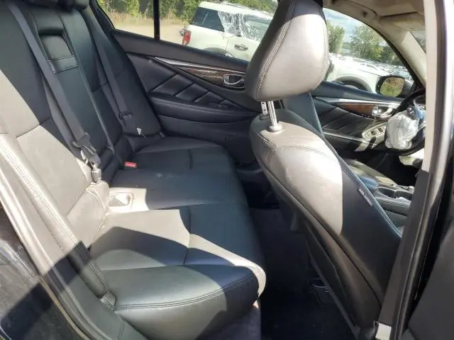 2018 INFINITI Q50 LUXE  