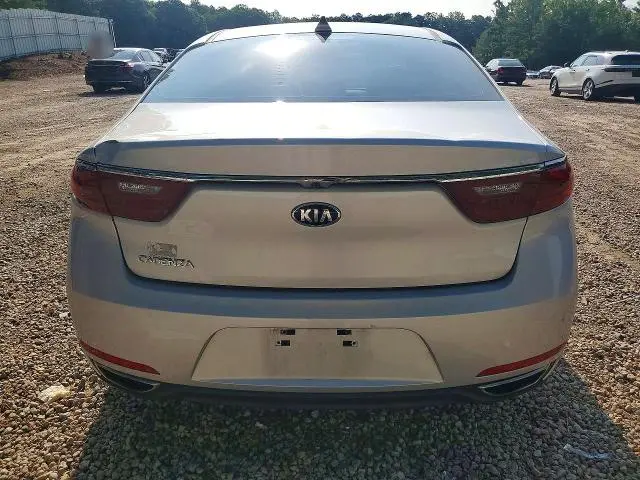 2018 KIA CADENZA PREMIUM  