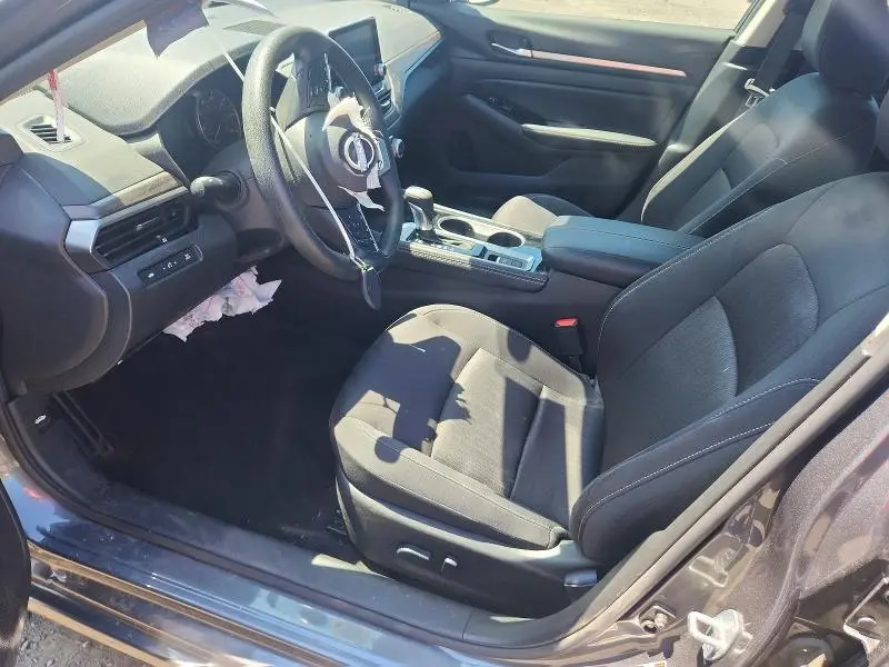 2023 NISSAN ALTIMA SV  