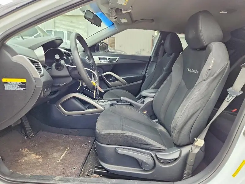 2015 HYUNDAI VELOSTER BASE  