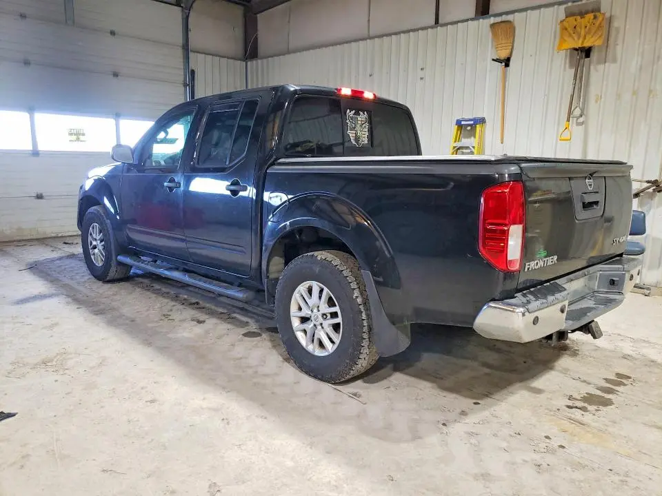 2015 NISSAN FRONTIER S  