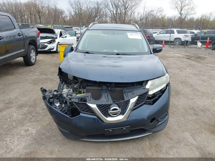 2015 NISSAN ROGUE SV
