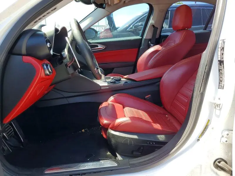 2017 ALFA ROMEO GIULIA TI  