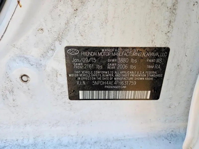2015 HYUNDAI ELANTRA SE  