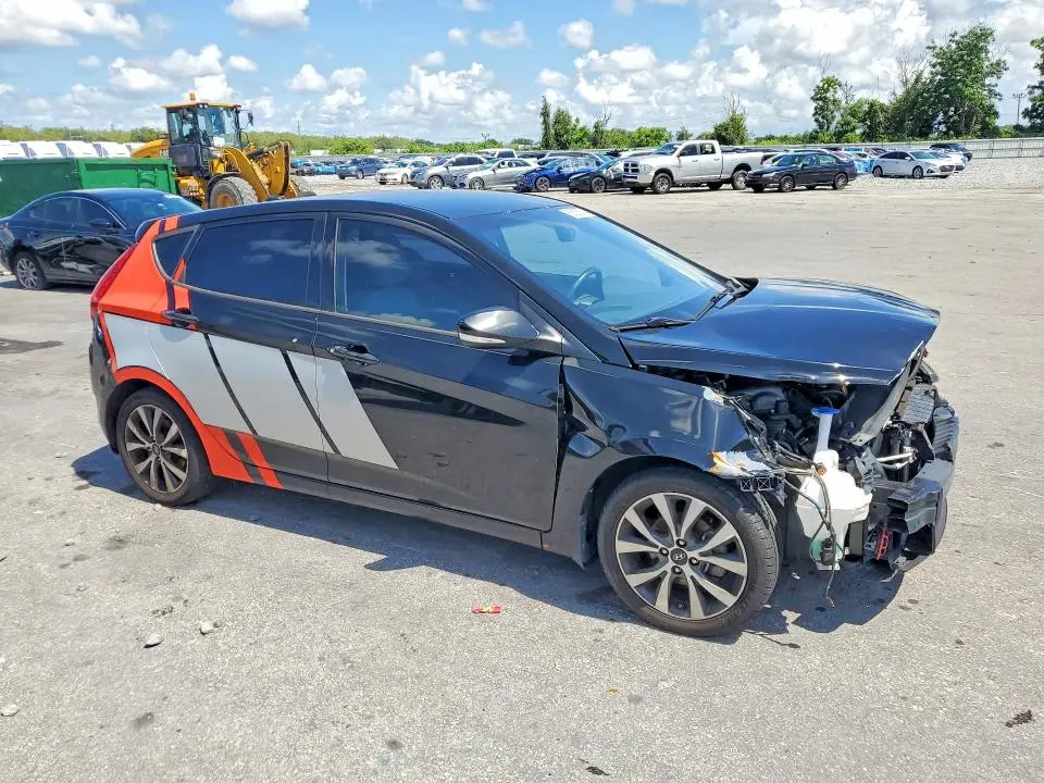 2015 HYUNDAI ACCENT SPORT  