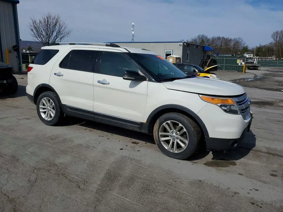 2012 FORD EXPLORER XLT  