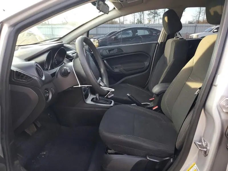 2019 FORD FIESTA SE  