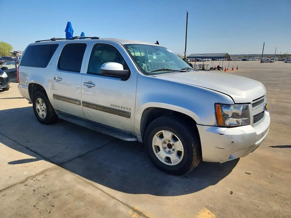 2014 CHEVROLET SUBURBAN C1500 LT  