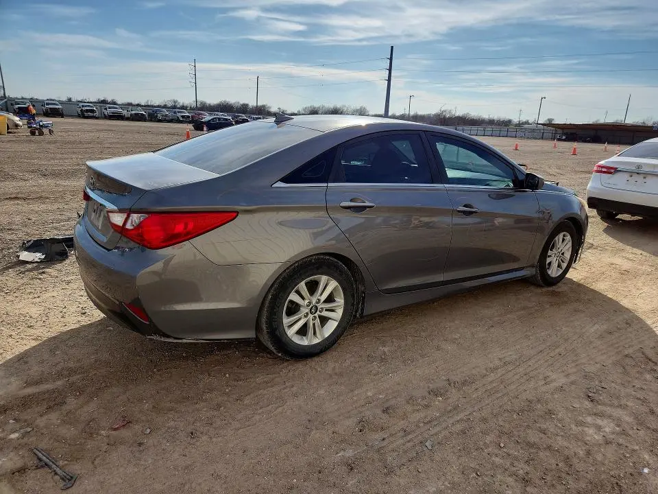 2014 HYUNDAI SONATA GLS  
