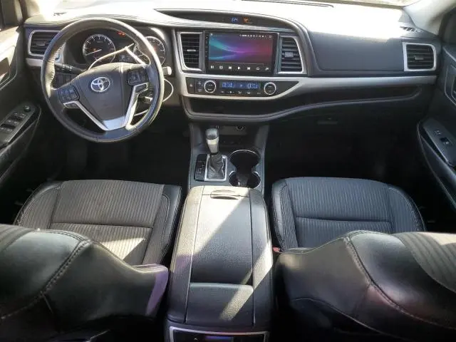 2014 TOYOTA HIGHLANDER LE  