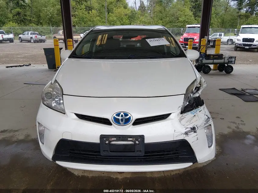 2015 TOYOTA PRIUS TWO