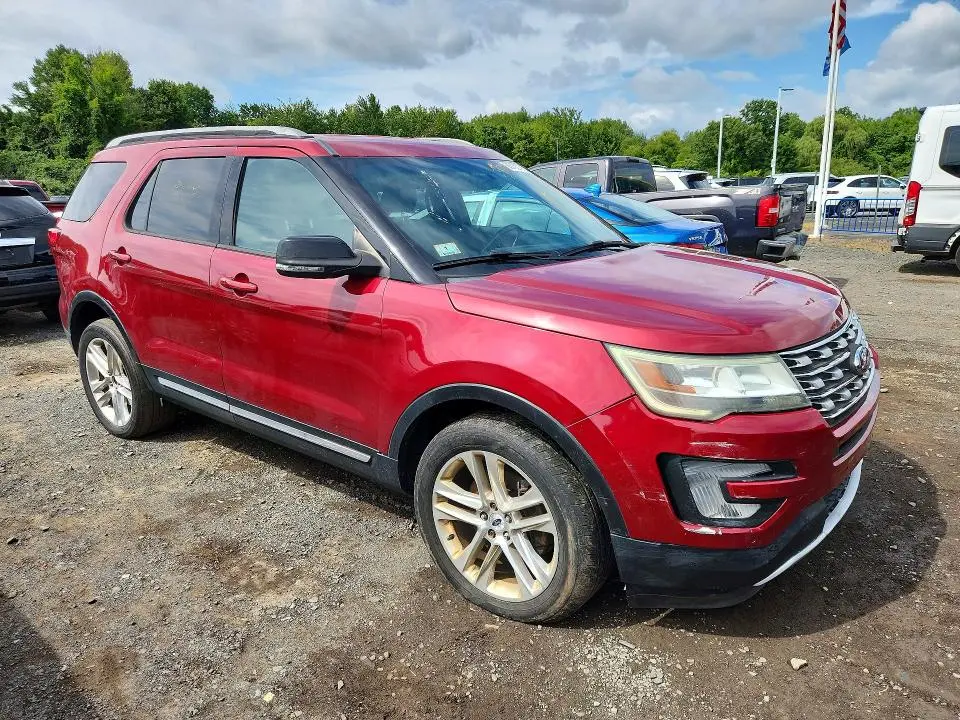 2017 FORD EXPLORER XLT  