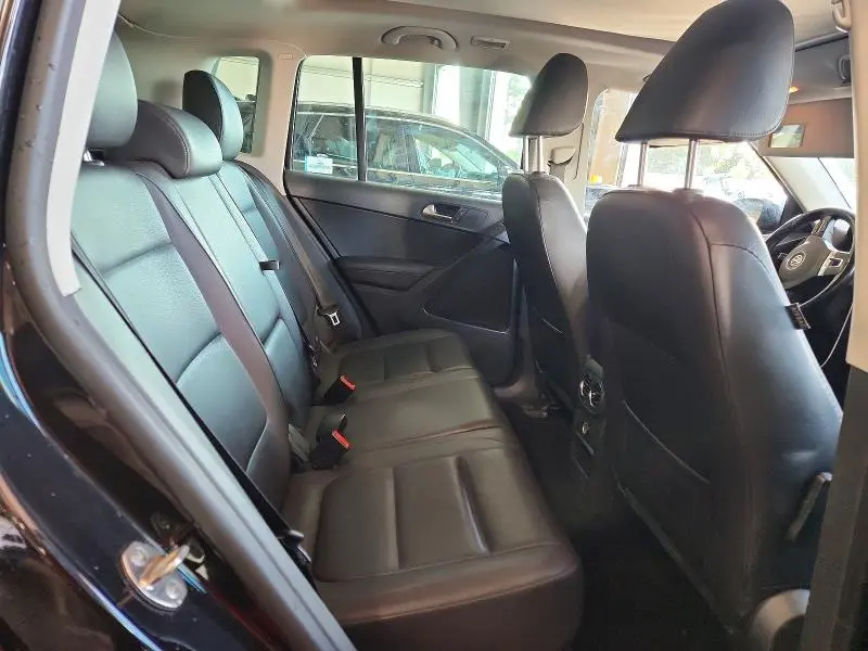 2015 VOLKSWAGEN TIGUAN S  