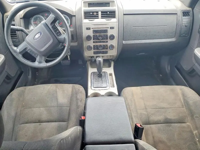 2010 FORD ESCAPE   