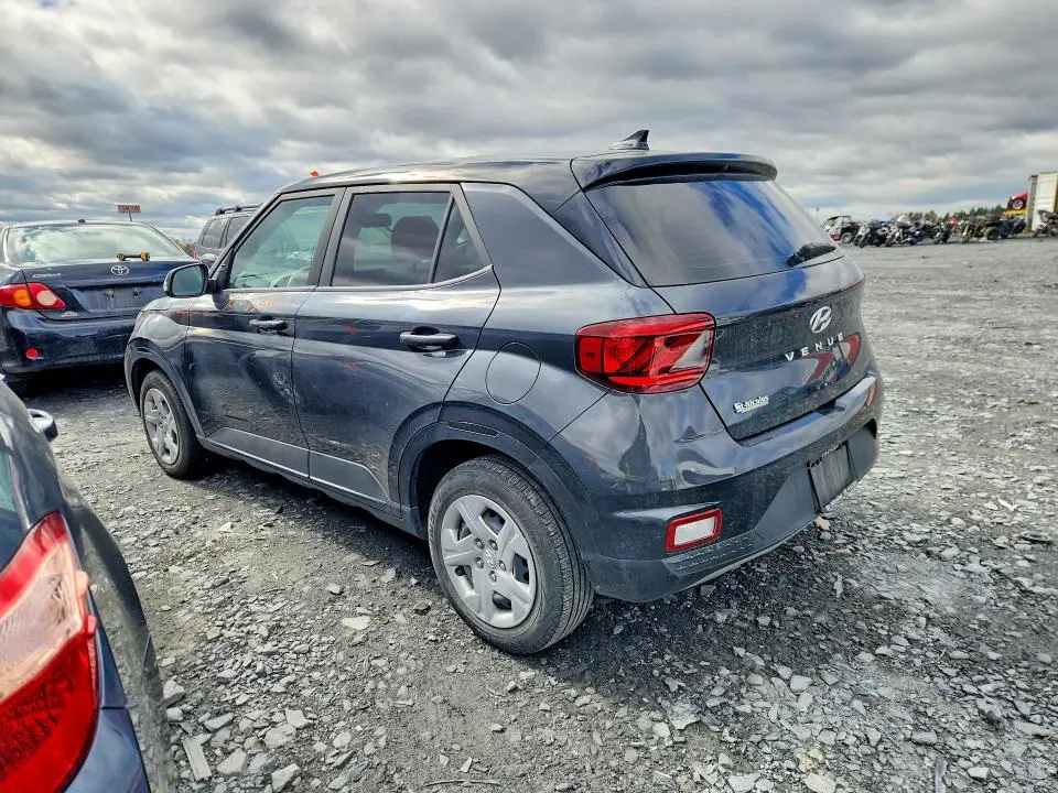 2022 HYUNDAI VENUE SE  