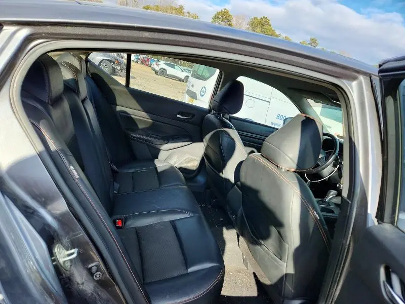 2021 NISSAN ALTIMA SR  