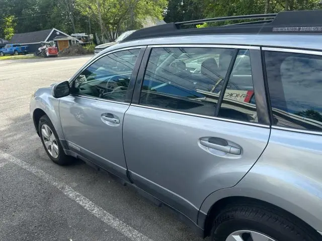 2012 SUBARU OUTBACK 2.5I  