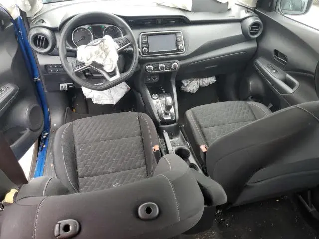 2021 NISSAN KICKS S  