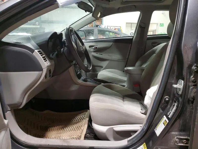 2013 TOYOTA COROLLA BASE  