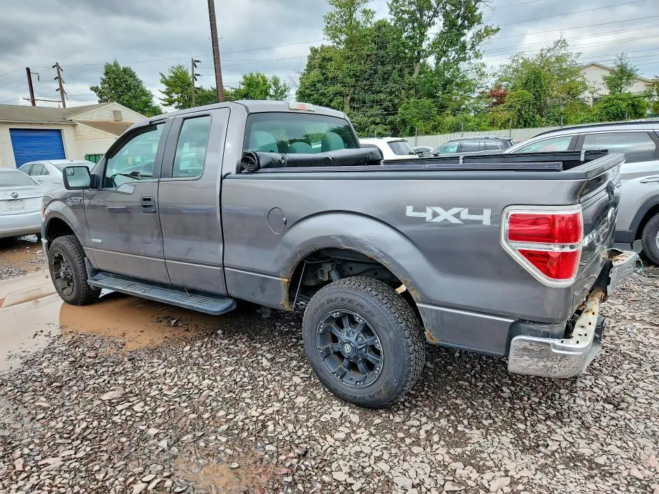 2012 FORD F150 SUPER CAB  