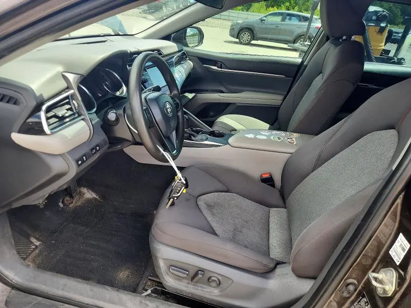 2018 TOYOTA CAMRY LE  