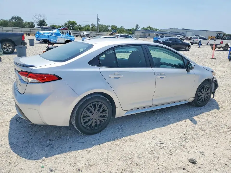 2022 TOYOTA COROLLA LE  