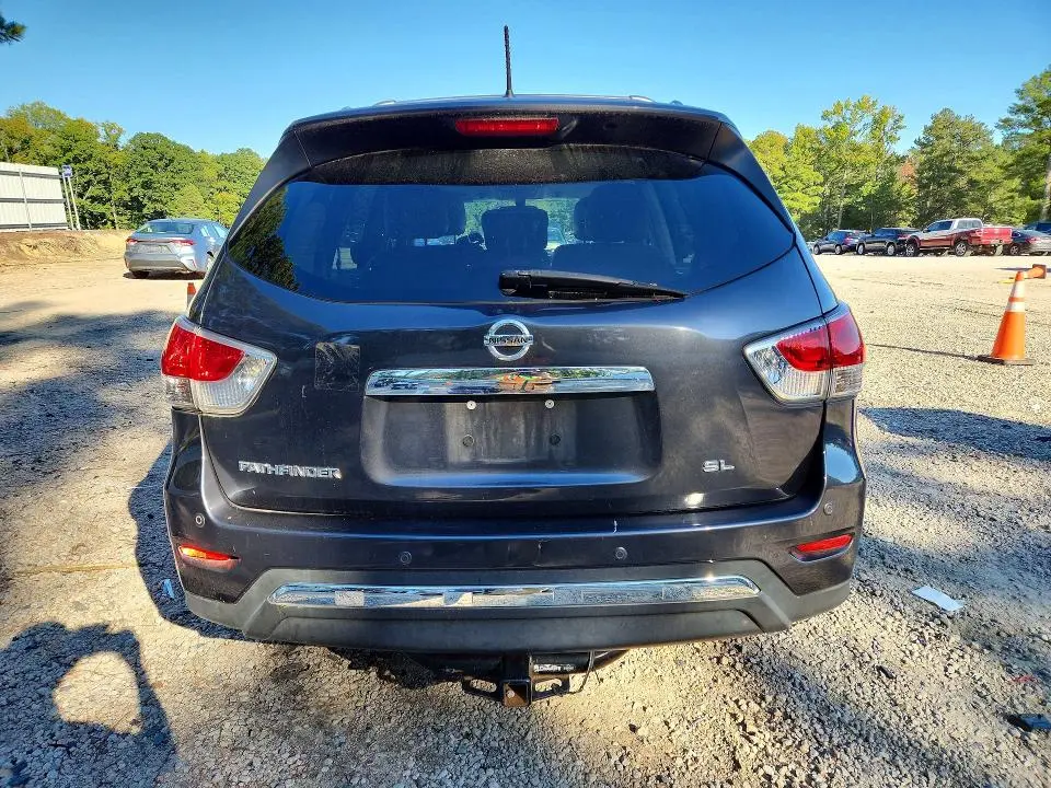 2014 NISSAN PATHFINDER SL  