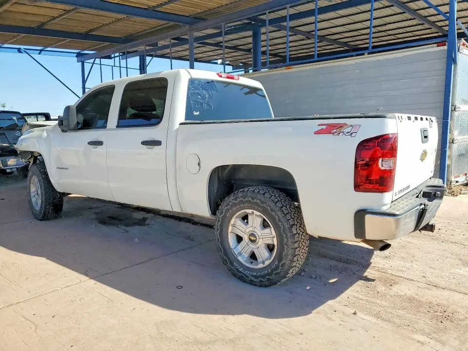 2011 CHEVROLET SILVERADO K1500 LT  