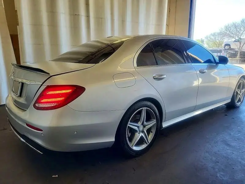 2017 MERCEDES-BENZ E 300  