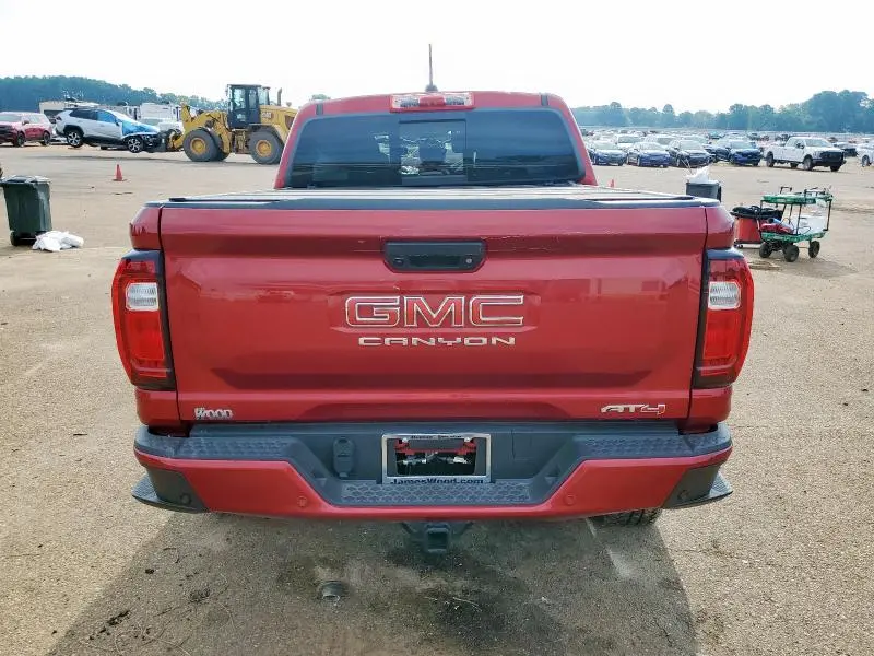 2024 GMC CANYON AT4
