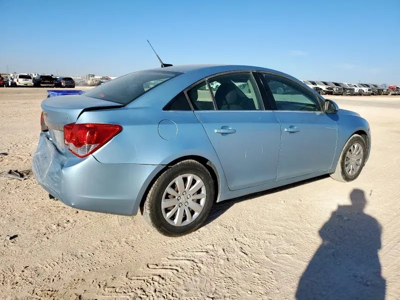 2011 CHEVROLET CRUZE LT  