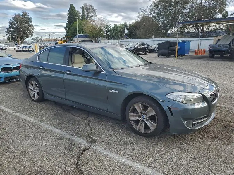 2011 BMW 528 I  