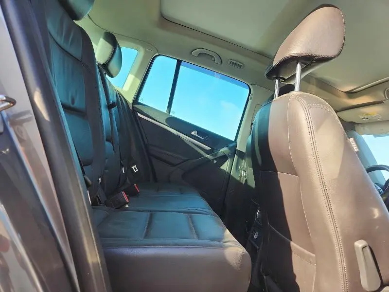 2012 VOLKSWAGEN TIGUAN S  
