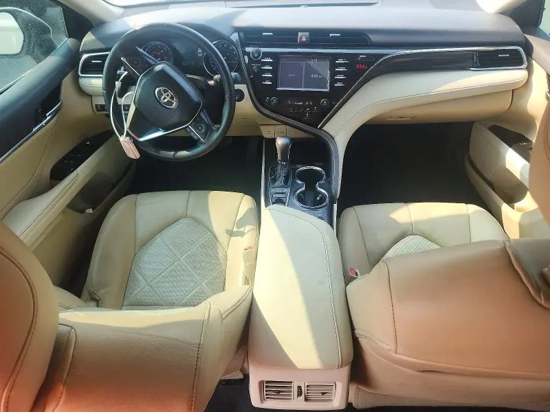 2018 TOYOTA CAMRY XLE  