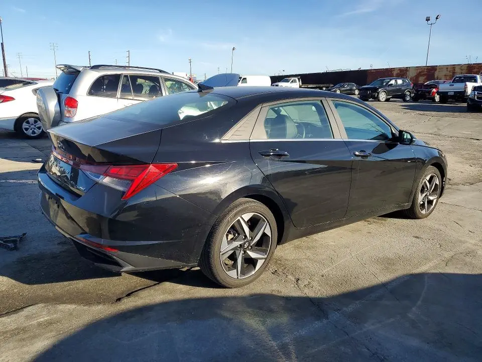 2023 HYUNDAI ELANTRA LIMITED  