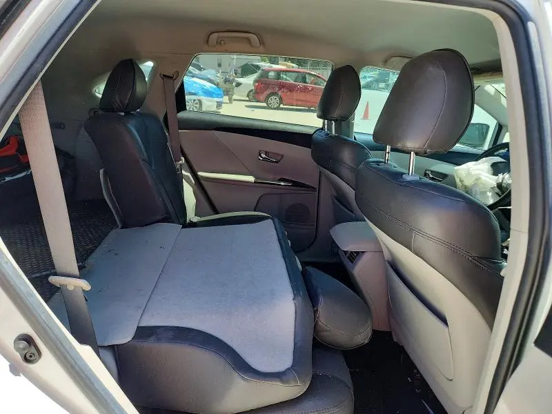2010 TOYOTA VENZA FWD 4CYL  