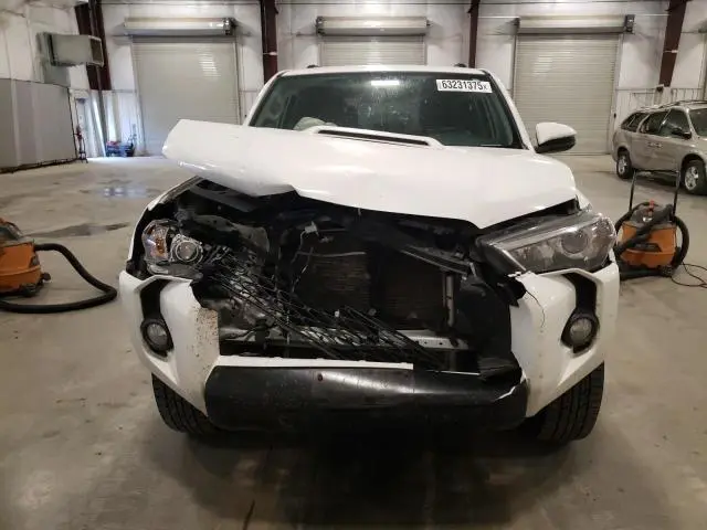 2017 TOYOTA 4RUNNER SR5/SR5 PREMIUM  