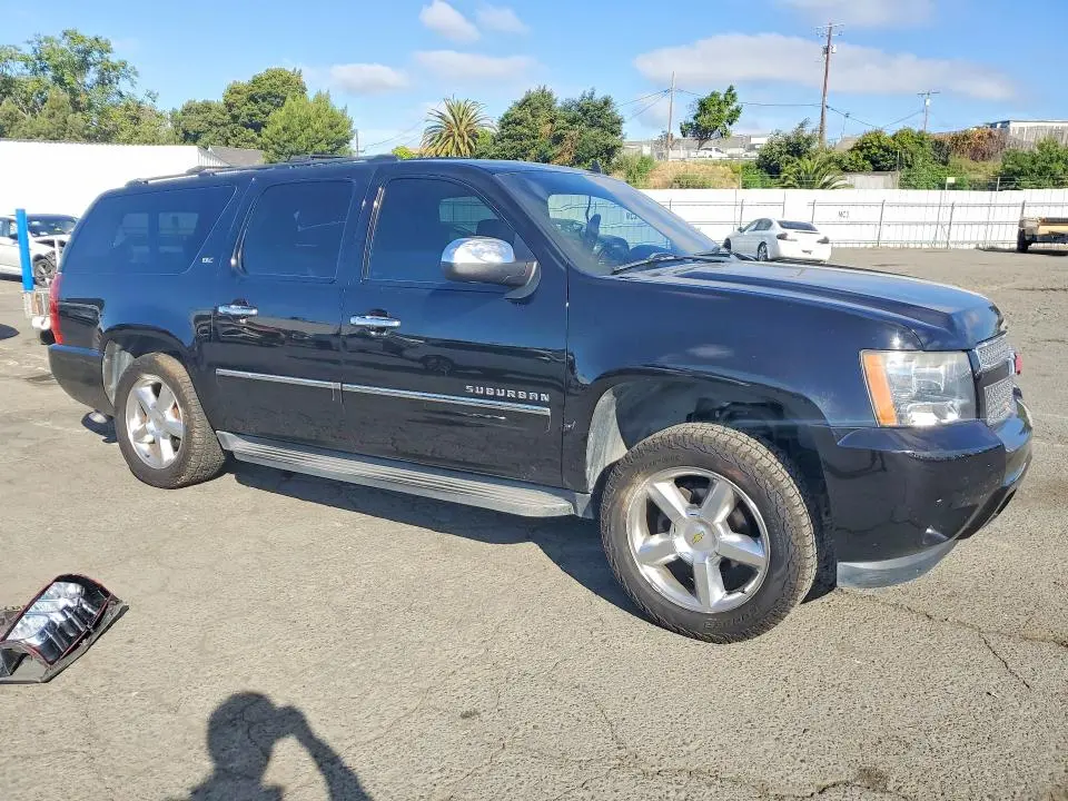 2013 CHEVROLET SUBURBAN K1500 LTZ  