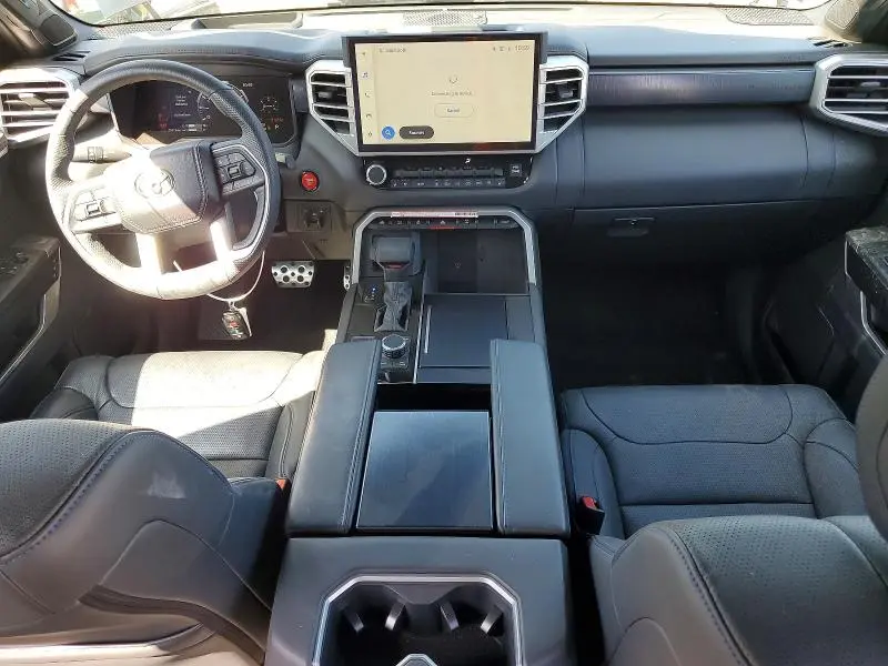 2025 TOYOTA TUNDRA PLATINUM  