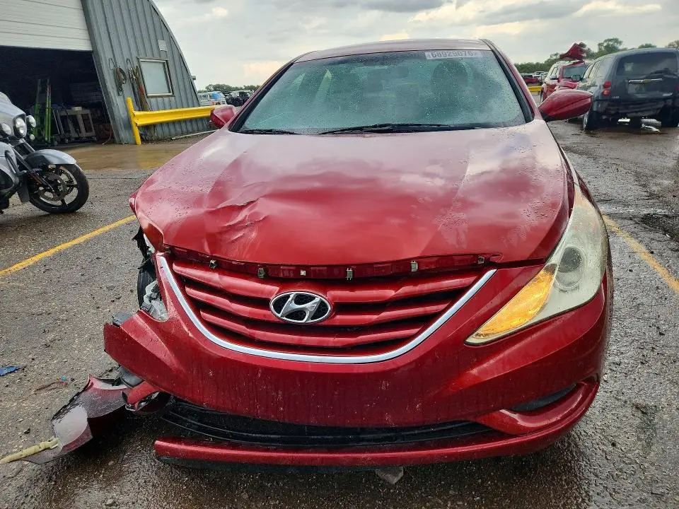 2011 HYUNDAI SONATA GLS  