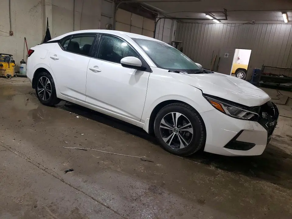 2022 NISSAN SENTRA SV  