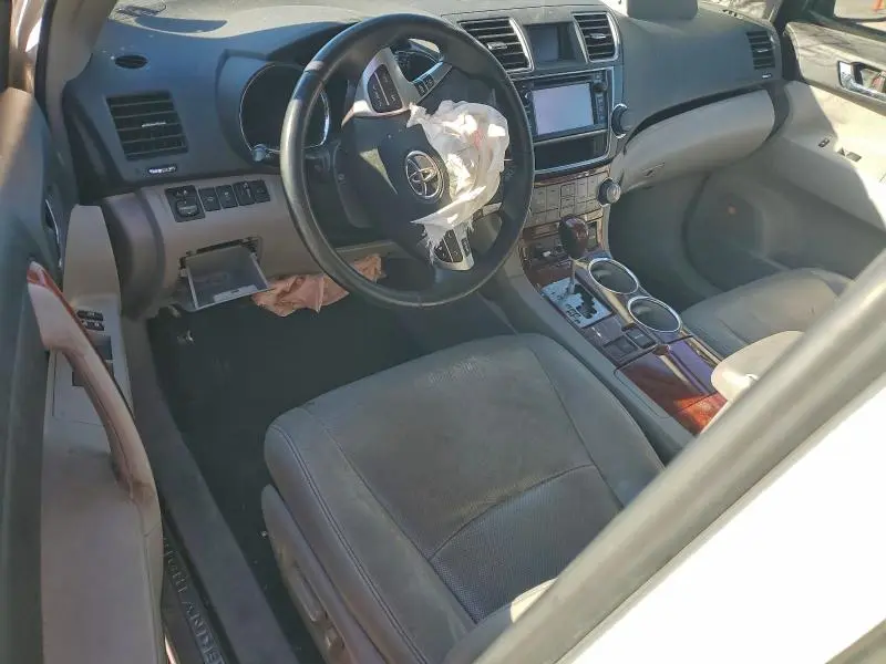 2013 TOYOTA HIGHLANDER LIMITED  