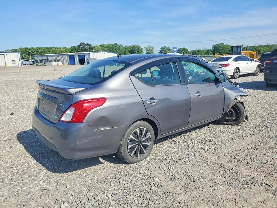 2016 NISSAN VERSA 1.6 SV  